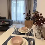 Apartamento Boutique With Free Swimming Pool And Parking