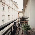 Boutique With Free Swimming Pool And Parking * Budapeste