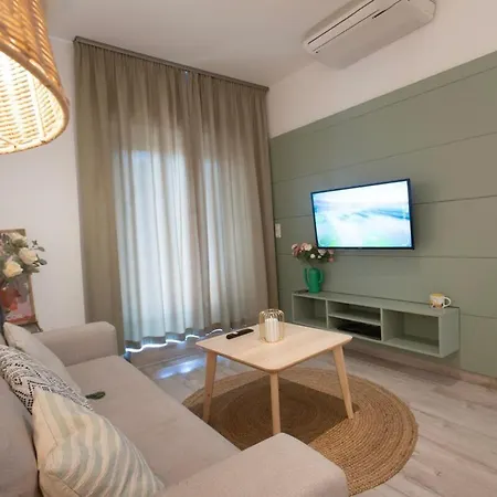 Διαμέρισμα Boutique With Free Swimming Pool And Parking *