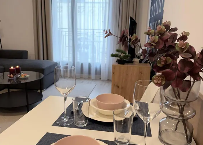 Apartament Boutique With Free Swimming Pool And Parking