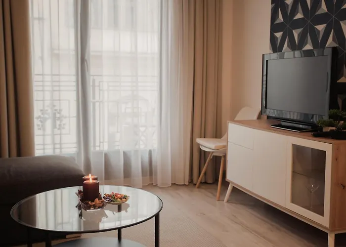Apartament Boutique With Free Swimming Pool And Parking *
