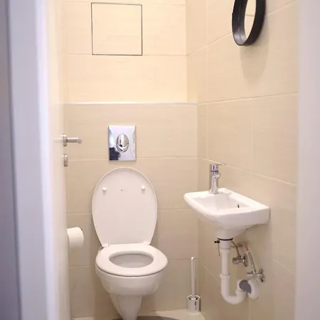 Boutique With Free Swimming Pool And Parking