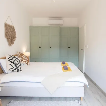 Boutique With Free Swimming Pool And Parking Apartment Budapest