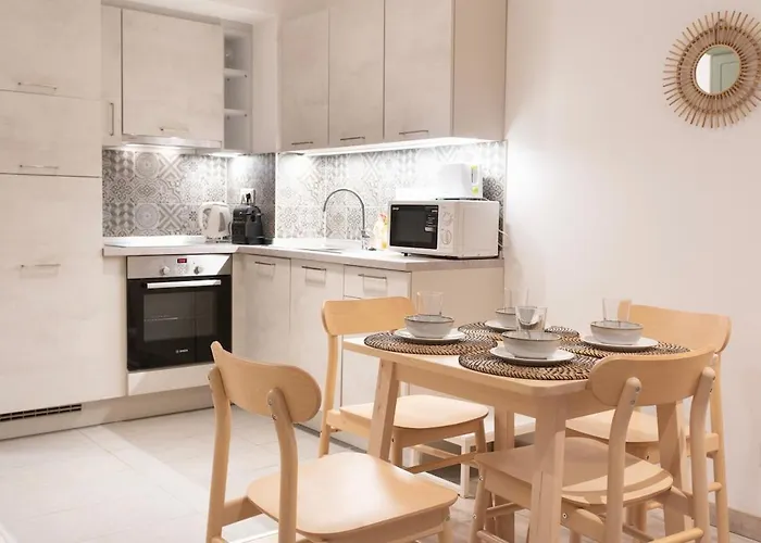 Apartamento Boutique With Free Swimming Pool And Parking